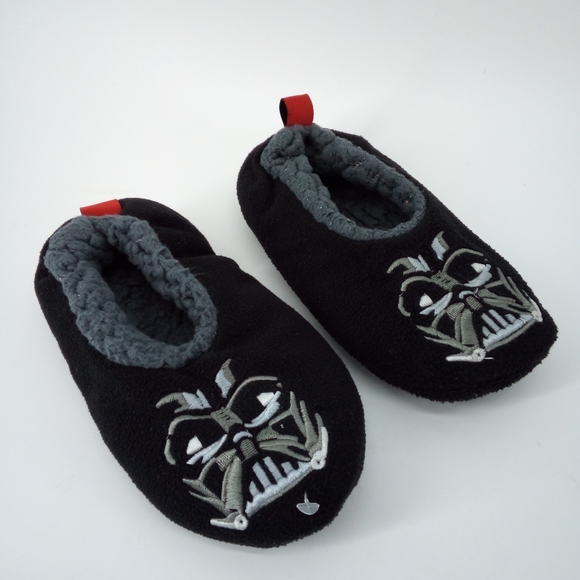 Star Wars 2017 Darth Vader Target M/L Warm House Slippers Sticky Friction Dots - Picture 12 of 12